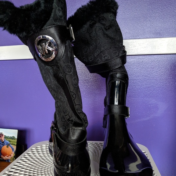 Michael Kors Fulton Mid Rainboot black - Picture 2 of 2